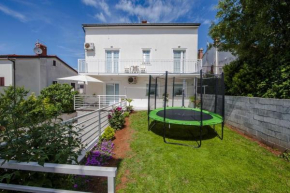 Room in Rovinj with air conditioning, Wi-Fi (230-4)